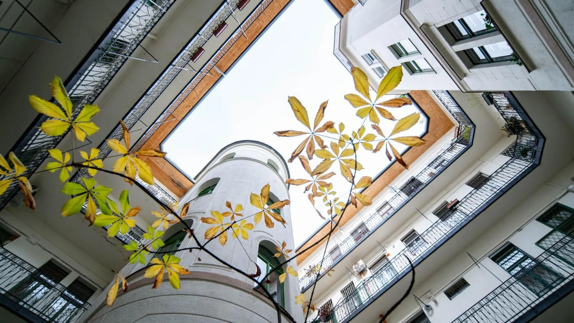 Stylish Studio Apartment In The Heart Of Budapest