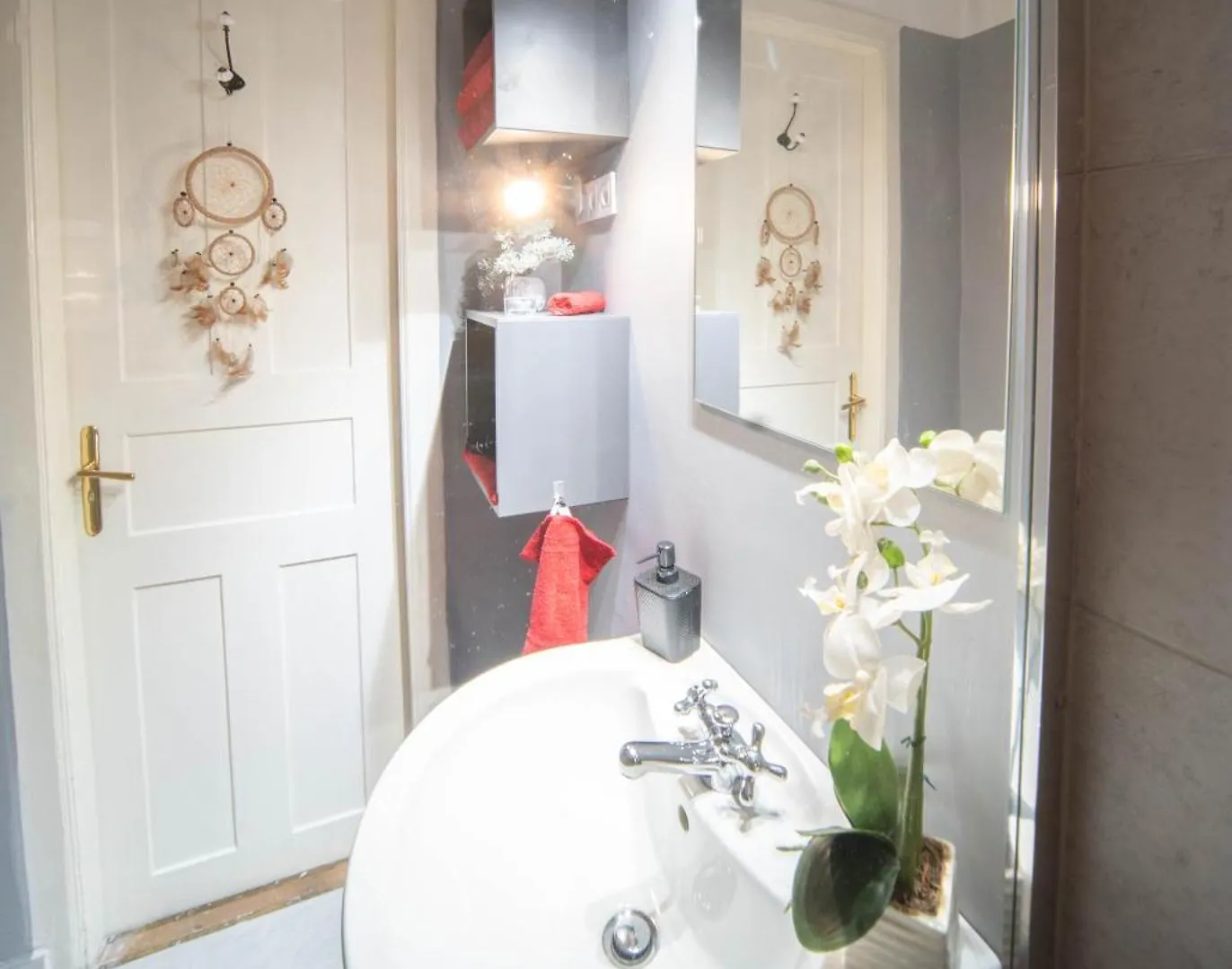 Stylish Studio Apartment In The Heart Of Budapest