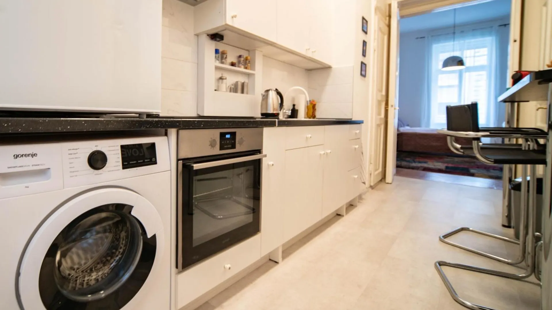 Stylish Studio Apartment In The Heart Of Boedapest 0*,  Hongarije