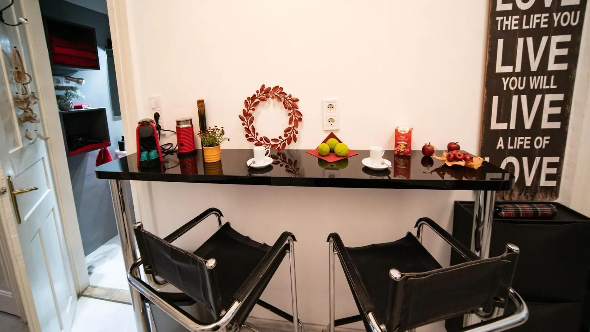 Stylish Studio Apartment In The Heart Of Boedapest Hongarije