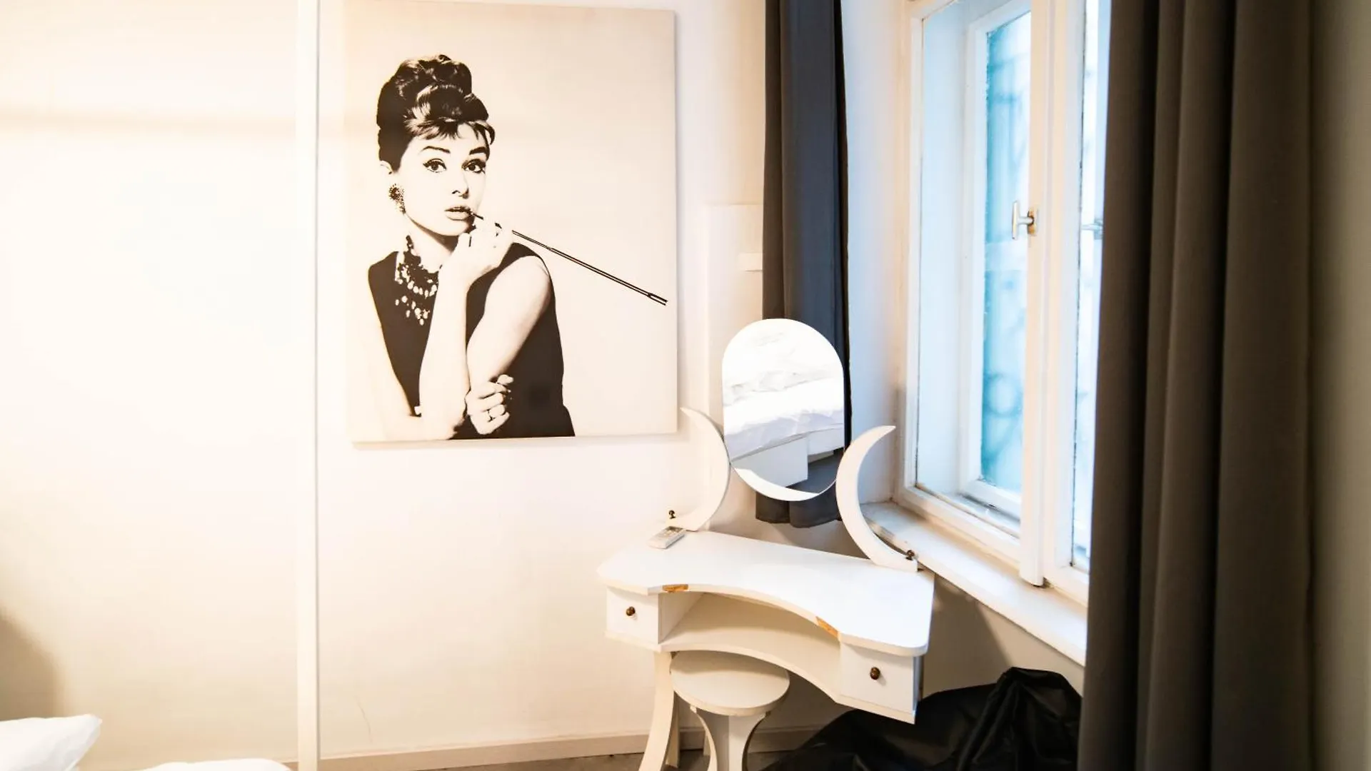 Stylish Studio Apartment In The Heart Of Boedapest